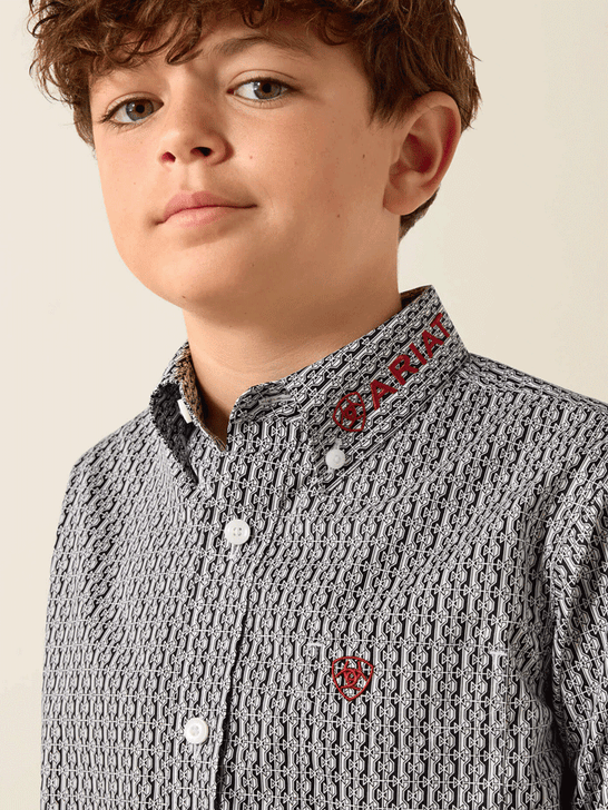 Ariat 10071689 Youth Team Ward Long Sleeve Shirt Black collar close up. If you need any assistance with this item or the purchase of this item please call us at five six one seven four eight eight eight zero one Monday through Saturday 10:00a.m EST to 8:00 p.m EST