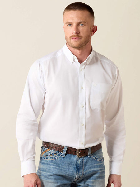 Ariat 10080910 Mens Standard Twill Classic Fit Shirt White front view. If you need any assistance with this item or the purchase of this item please call us at five six one seven four eight eight eight zero one Monday through Saturday 10:00a.m EST to 8:00 p.m EST