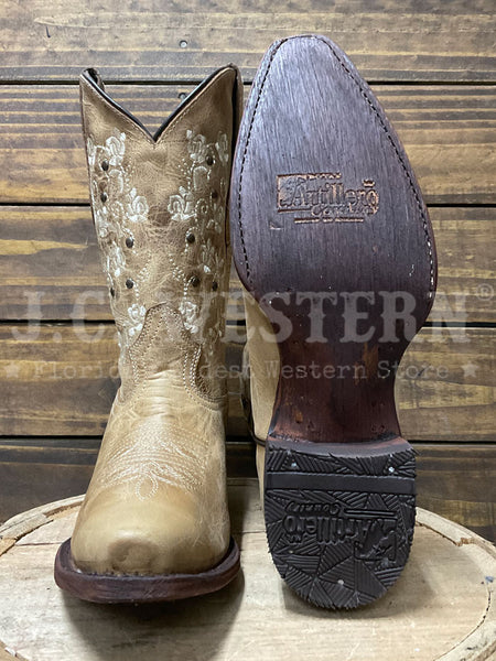 Artillero H29 Womens VAQ SOLIDA Western Boot Olden Tan front and sole view. If you need any assistance with this item or the purchase of this item please call us at five six one seven four eight eight eight zero one Monday through Saturday 10:00a.m EST to 8:00 p.m EST