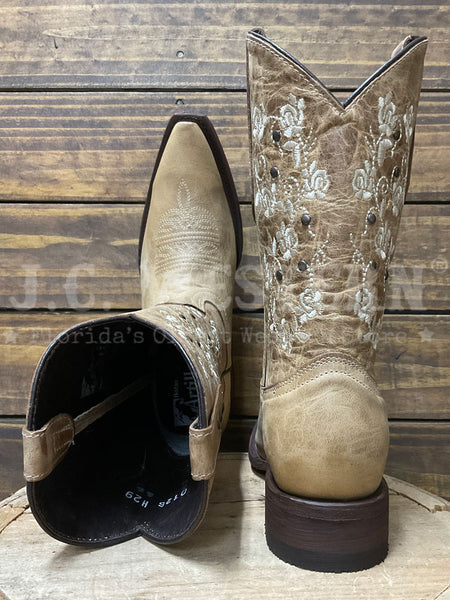 Artillero H29 Womens VAQ SOLIDA Western Boot Olden Tan toe and back view. If you need any assistance with this item or the purchase of this item please call us at five six one seven four eight eight eight zero one Monday through Saturday 10:00a.m EST to 8:00 p.m EST