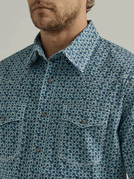 Wrangler 112327799 Mens 20X Short Sleeve Competition Shirt Navy Twilight front pocket close up. If you need any assistance with this item or the purchase of this item please call us at five six one seven four eight eight eight zero one Monday through Saturday 10:00a.m EST to 8:00 p.m EST
