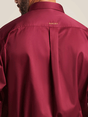 Ariat 10012635 Mens Solid Twill Classic Fit Shirt Burgundy back close up view. If you need any assistance with this item or the purchase of this item please call us at five six one seven four eight eight eight zero one Monday through Saturday 10:00a.m EST to 8:00 p.m EST