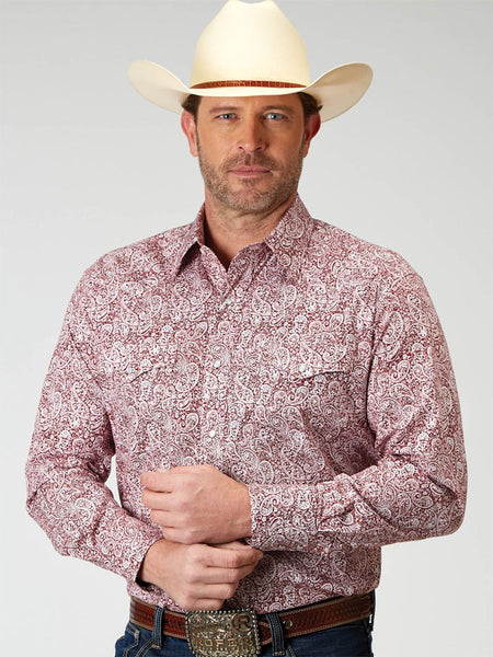 Roper 03-001-0225-2109 Mens Long Sleeve Snap Paisley Shirt Red front view. If you need any assistance with this item or the purchase of this item please call us at five six one seven four eight eight eight zero one Monday through Saturday 10:00a.m EST to 8:00 p.m EST