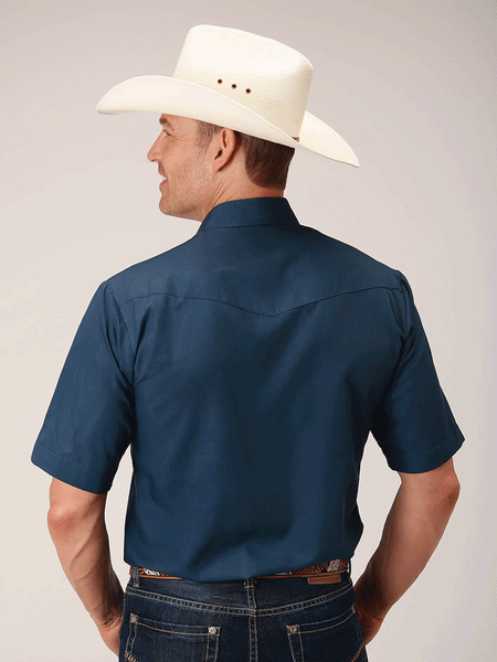 Roper 01-002-0025-0512 Mens Short Sleeve Solid Broadcloth Western Shirt Navy back. If you need any assistance with this item or the purchase of this item please call us at five six one seven four eight eight eight zero one Monday through Saturday 10:00a.m EST to 8:00 p.m EST