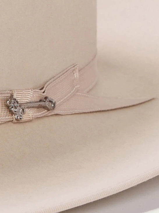 Stetson SFOPRD-052661 Classics Collection Open Road 6X Felt Hat Silverbelly close up. If you need any assistance with this item or the purchase of this item please call us at five six one seven four eight eight eight zero one Monday through Saturday 10:00a.m EST to 8:00 p.m EST