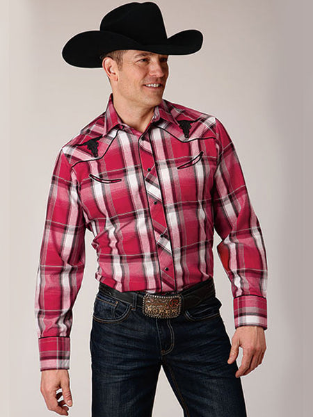 Roper 01-001-0016-6070 Mens Snap Plaid Western Shirt Red front view. If you need any assistance with this item or the purchase of this item please call us at five six one seven four eight eight eight zero one Monday through Saturday 10:00a.m EST to 8:00 p.m EST