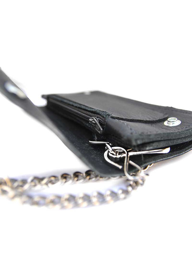 Western Express LW-4 Removable Chain Leather Trucker Wallet Black front view. If you need any assistance with this item or the purchase of this item please call us at five six one seven four eight eight eight zero one Monday through Saturday 10:00a.m EST to 8:00 p.m EST