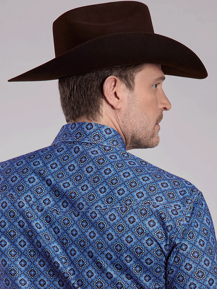 Roper 03-001-0225-1023 Mens Vintage Medallion Paisley Western Shirt Blue front view. If you need any assistance with this item or the purchase of this item please call us at five six one seven four eight eight eight zero one Monday through Saturday 10:00a.m EST to 8:00 p.m EST