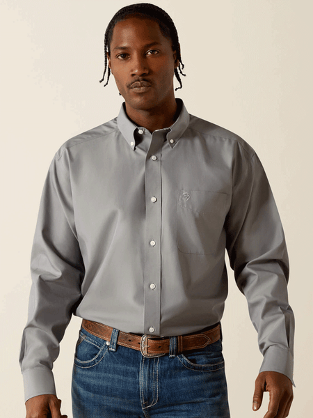 Ariat 10062526 Mens Wrinkle Free Solid Pinpoint Oxford Classic Fit Shirt Silver Grey front view. If you need any assistance with this item or the purchase of this item please call us at five six one seven four eight eight eight zero one Monday through Saturday 10:00a.m EST to 8:00 p.m EST
