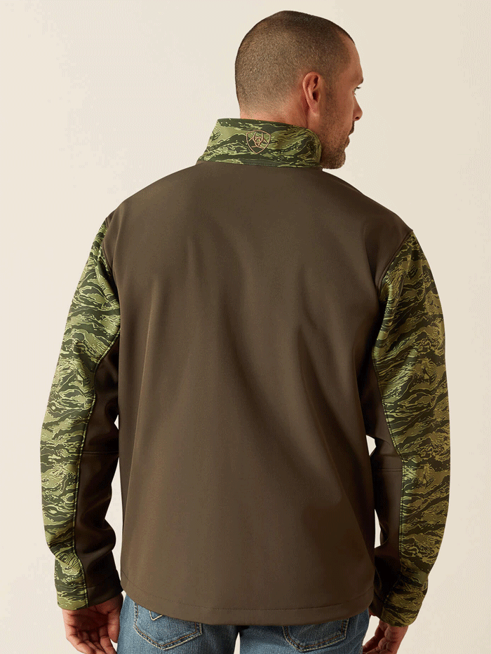 Ariat 10062582 Mens Logo Softshell Jacket Earth Green Camo front view. If you need any assistance with this item or the purchase of this item please call us at five six one seven four eight eight eight zero one Monday through Saturday 10:00a.m EST to 8:00 p.m EST