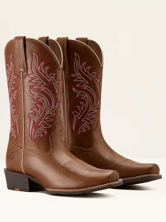 Ariat 10064076 Womens Round Up Narrow Cutter Toe Western Boot Sorrel Crunch side view pair. If you need any assistance with this item or the purchase of this item please call us at five six one seven four eight eight eight zero one Monday through Saturday 10:00a.m EST to 8:00 p.m EST