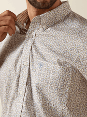 Ariat 10071739 Mens Wrinkle Free Chris Classic Fit Short Sleeve Shirt White collar close up. If you need any assistance with this item or the purchase of this item please call us at five six one seven four eight eight eight zero one Monday through Saturday 10:00a.m EST to 8:00 p.m EST