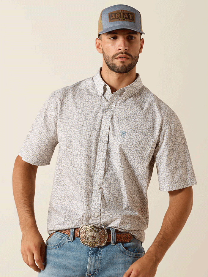Ariat 10071739 Mens Wrinkle Free Chris Classic Fit Short Sleeve Shirt White front view. If you need any assistance with this item or the purchase of this item please call us at five six one seven four eight eight eight zero one Monday through Saturday 10:00a.m EST to 8:00 p.m EST
