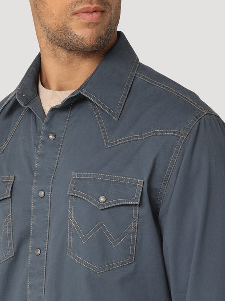 Wrangler 112324845 Mens Retro Long Sleeve Shirt Grey front close up view. If you need any assistance with this item or the purchase of this item please call us at five six one seven four eight eight eight zero one Monday through Saturday 10:00a.m EST to 8:00 p.m EST