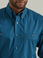 Wrangler 112331838 Mens George Strait Collection Long Sleeve Shirt Midnight Squares close up front view. If you need any assistance with this item or the purchase of this item please call us at five six one seven four eight eight eight zero one Monday through Saturday 10:00a.m EST to 8:00 p.m EST