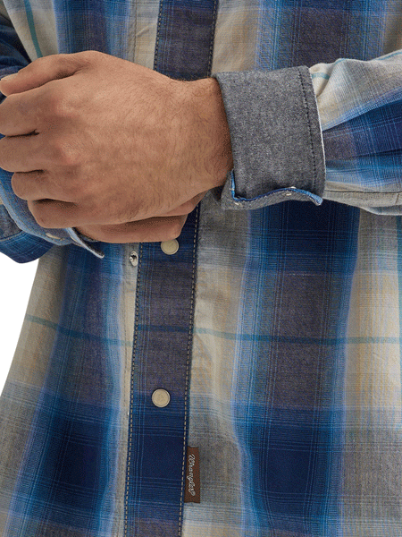 Wrangler 112344559 Mens Retro Premium Long Sleeve Shirt Blue contrast cuff close up view. If you need any assistance with this item or the purchase of this item please call us at five six one seven four eight eight eight zero one Monday through Saturday 10:00a.m EST to 8:00 p.m EST