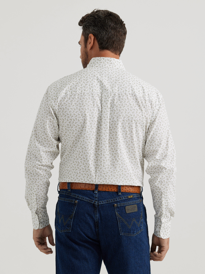 Wrangler 112344889 George Strait Collection Long Sleeve Shirt White front view. If you need any assistance with this item or the purchase of this item please call us at five six one seven four eight eight eight zero one Monday through Saturday 10:00a.m EST to 8:00 p.m EST