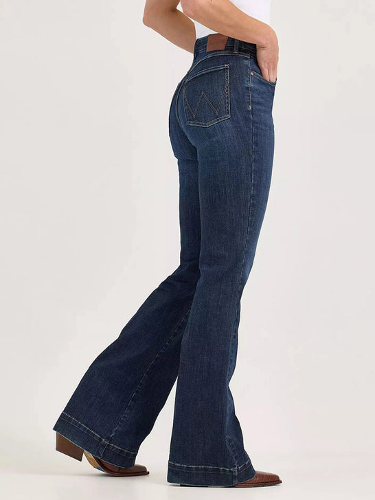 Wrangler 112367600 Womens Bespoke High Rise Trouser Jean Alexandra side view. If you need any assistance with this item or the purchase of this item please call us at five six one seven four eight eight eight zero one Monday through Saturday 10:00a.m EST to 8:00 p.m EST
