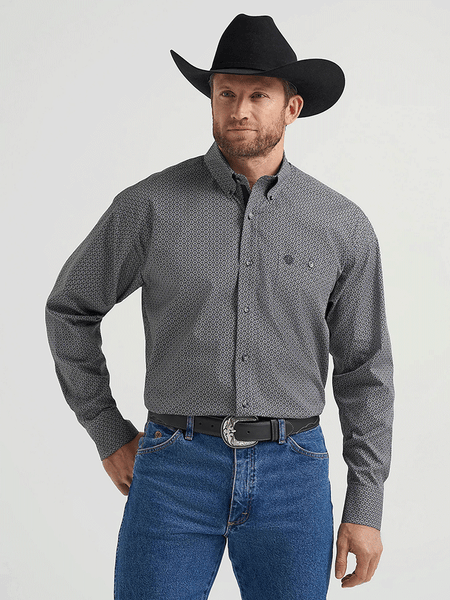 Wrangler 112369598 Mens George Strait Long Sleeve Shirt Black Navy Hourglass front view. If you need any assistance with this item or the purchase of this item please call us at five six one seven four eight eight eight zero one Monday through Saturday 10:00a.m EST to 8:00 p.m EST