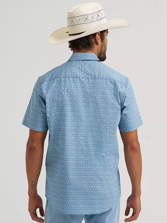 Wrangler 112375142 Mens All Terrain Gear Hike Short Sleeve Shirt Ombre Blue front view. If you need any assistance with this item or the purchase of this item please call us at five six one seven four eight eight eight zero one Monday through Saturday 10:00a.m EST to 8:00 p.m EST
