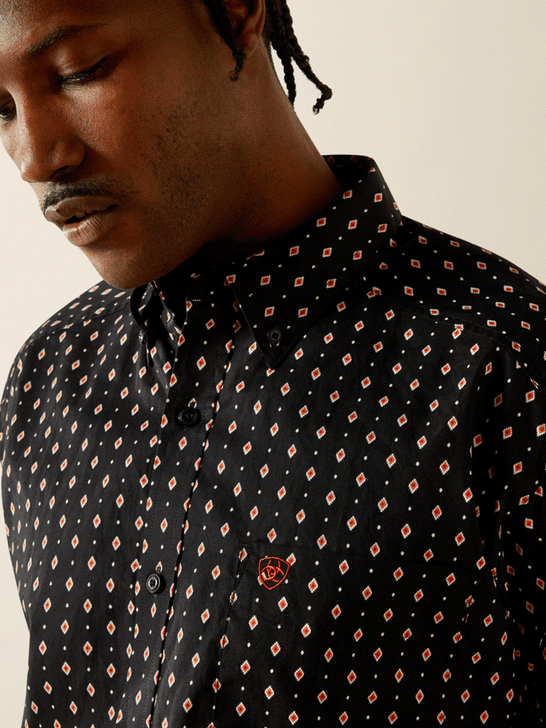 Ariat 10062182 Mens Thorin Classic Fit Long Sleeve Shirt Black front close up view. If you need any assistance with this item or the purchase of this item please call us at five six one seven four eight eight eight zero one Monday through Saturday 10:00a.m EST to 8:00 p.m EST
