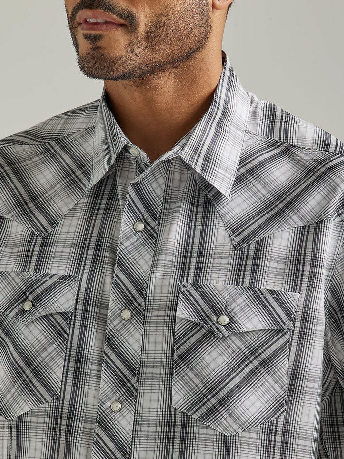 Wrangler 112326471 Mens Short Sleeve Western Plaid Shirt Chess Grey. If you need any assistance with this item or the purchase of this item please call us at five six one seven four eight eight eight zero one Monday through Saturday 10:00a.m EST to 8:00 p.m EST