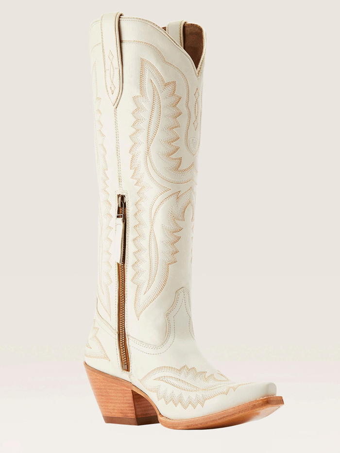 Ariat 10043268 Womens Casanova Western Boot Blanco front and side view. If you need any assistance with this item or the purchase of this item please call us at five six one seven four eight eight eight zero one Monday through Saturday 10:00a.m EST to 8:00 p.m EST