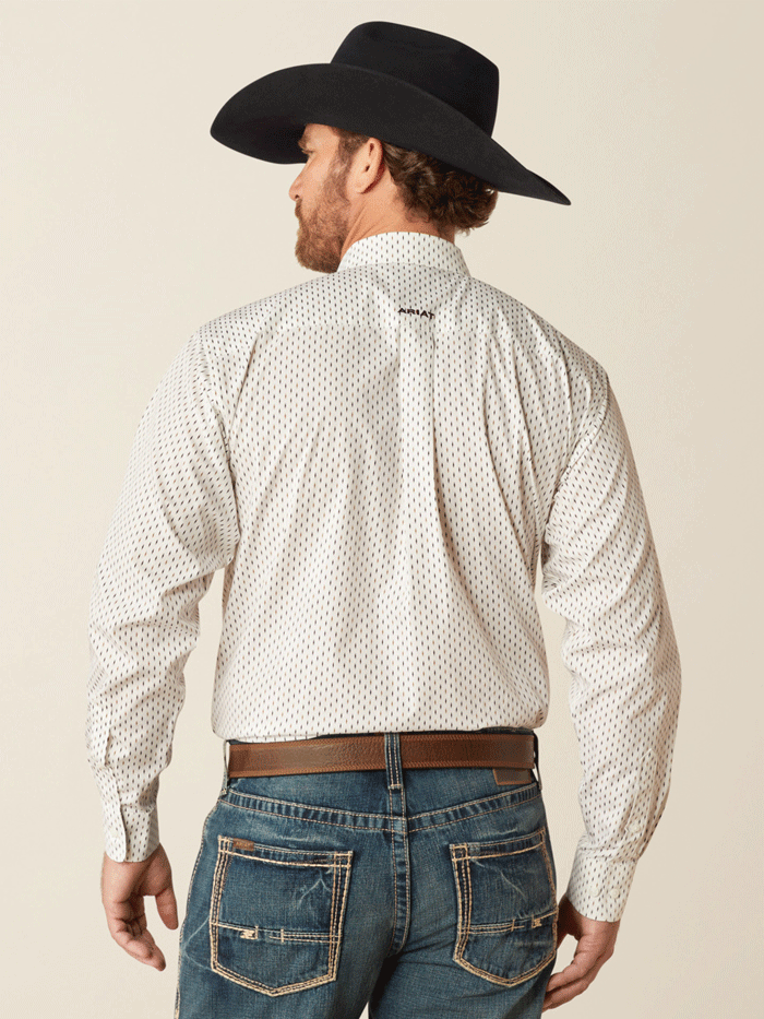 Ariat 10054046 Mens Wrinkle Free Izzy Classic Fit Shirt White front. If you need any assistance with this item or the purchase of this item please call us at five six one seven four eight eight eight zero one Monday through Saturday 10:00a.m EST to 8:00 p.m EST