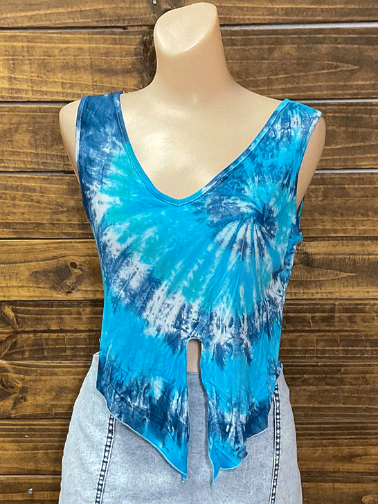 Travida 6242-1095 Womens Gigi Top Bright Turquoise Swirl front view lose front tie. If you need any assistance with this item or the purchase of this item please call us at five six one seven four eight eight eight zero one Monday through Saturday 10:00a.m EST to 8:00 p.m EST