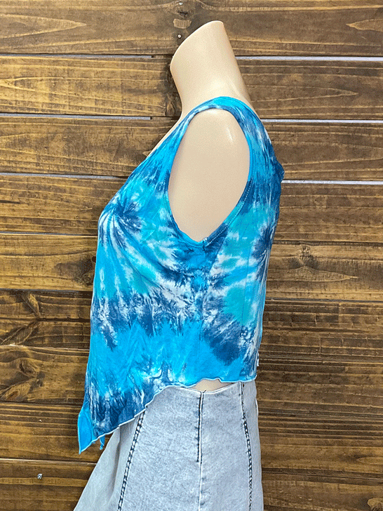 Travida 6242-1095 Womens Gigi Top Bright Turquoise Swirl side view. If you need any assistance with this item or the purchase of this item please call us at five six one seven four eight eight eight zero one Monday through Saturday 10:00a.m EST to 8:00 p.m EST