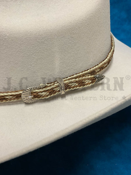 Fashionwest HH100B-2 Horse Hair Hatband Tan bucle close up. If you need any assistance with this item or the purchase of this item please call us at five six one seven four eight eight eight zero one Monday through Saturday 10:00a.m EST to 8:00 p.m EST