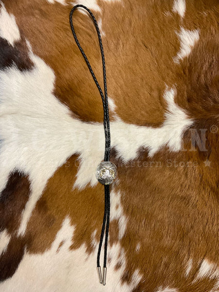 Fashionwest AC70G Crossed Pistols Western Bolo Tie Gold And Silver front view. If you need any assistance with this item or the purchase of this item please call us at five six one seven four eight eight eight zero one Monday through Saturday 10:00a.m EST to 8:00 p.m EST