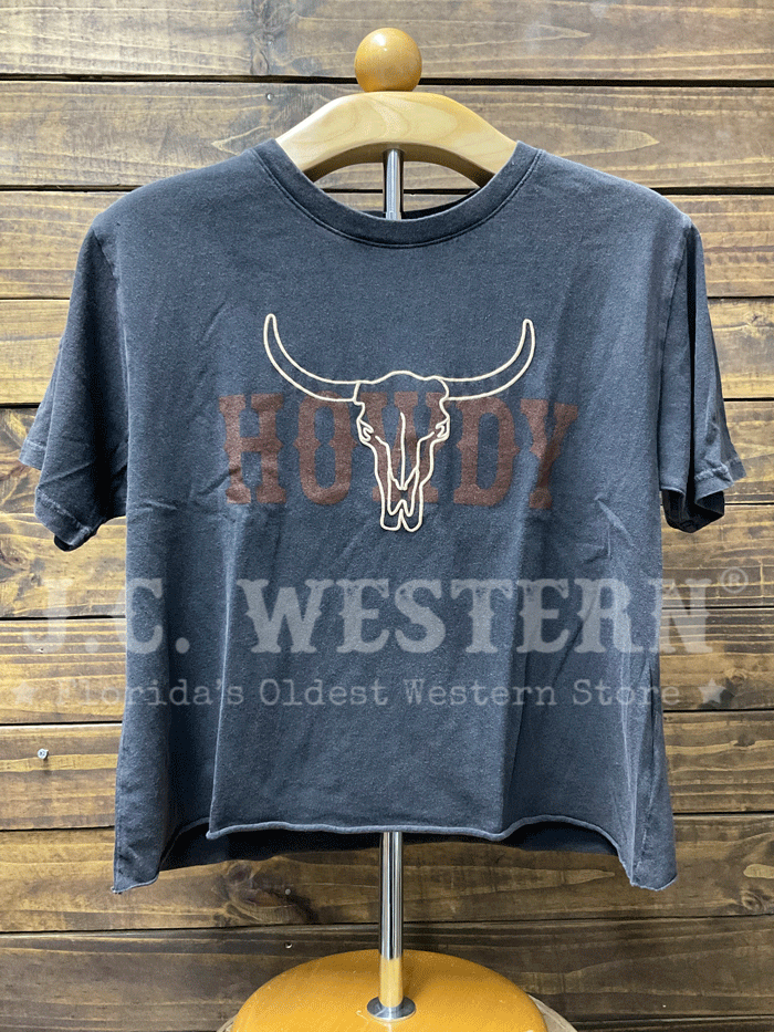 Zutter K4084-2659-BLK Womens Distressed Seamless Faux Crop Tee Black front view. If you need any assistance with this item or the purchase of this item please call us at five six one seven four eight eight eight zero one Monday through Saturday 10:00a.m EST to 8:00 p.m EST