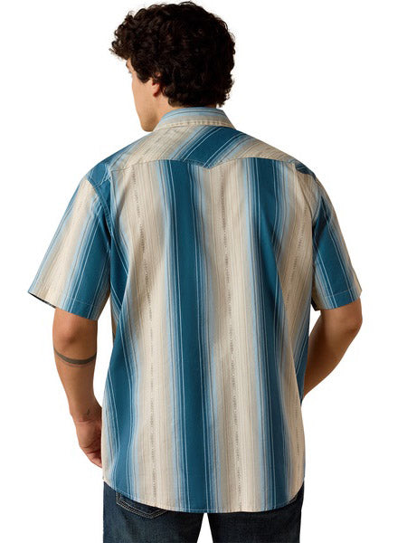 Ariat 10073573 Mens Retro Hyland Fitted Snap Short Sleeve Shirt Colonial Blue Stripe back view. If you need any assistance with this item or the purchase of this item please call us at five six one seven four eight eight eight zero one Monday through Saturday 10:00a.m EST to 8:00 p.m EST