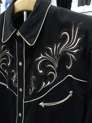 Scully P-870-BLK Mens Embroidered Floral Scrolls Western Shirt Black front close up. If you need any assistance with this item or the purchase of this item please call us at five six one seven four eight eight eight zero one Monday through Saturday 10:00a.m EST to 8:00 p.m EST