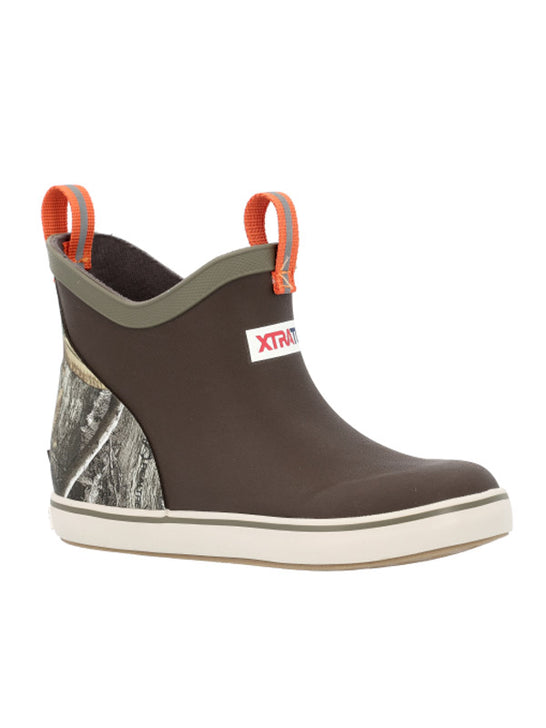 Xtratuf XKABRT90 Youth Ankle Deck Boot Realtree Edge Dark Brown front and side view. If you need any assistance with this item or the purchase of this item please call us at five six one seven four eight eight eight zero one Monday through Saturday 10:00a.m EST to 8:00 p.m EST
