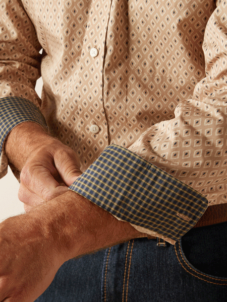 Ariat 10053909 Mens Wrinkle Free Frazier Classic Fit Shirt Tan cuff. If you need any assistance with this item or the purchase of this item please call us at five six one seven four eight eight eight zero one Monday through Saturday 10:00a.m EST to 8:00 p.m EST