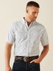 Ariat 10054810 Mens Wrinkle Free Oaks Classic Fit Shirt Periwinkle Light Blue front view. If you need any assistance with this item or the purchase of this item please call us at five six one seven four eight eight eight zero one Monday through Saturday 10:00a.m EST to 8:00 p.m EST