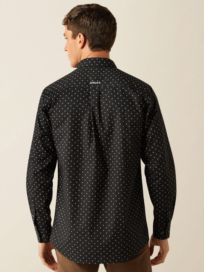 Ariat 10058994 Mens Seymour Fitted Long Sleeve Shirt Dark Grey front view. If you need any assistance with this item or the purchase of this item please call us at five six one seven four eight eight eight zero one Monday through Saturday 10:00a.m EST to 8:00 p.m EST

