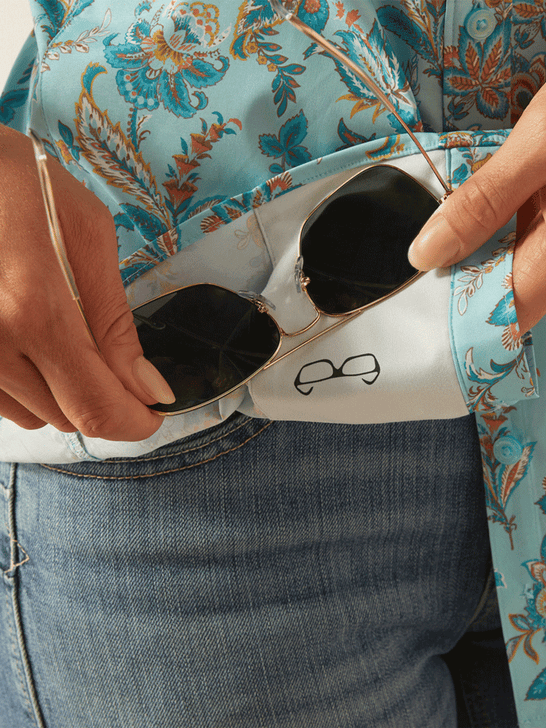 Ariat 10058801 Womens VentTEK Long Sleeve Shirt Blue Paisley Floral lens cloth. If you need any assistance with this item or the purchase of this item please call us at five six one seven four eight eight eight zero one Monday through Saturday 10:00a.m EST to 8:00 p.m EST