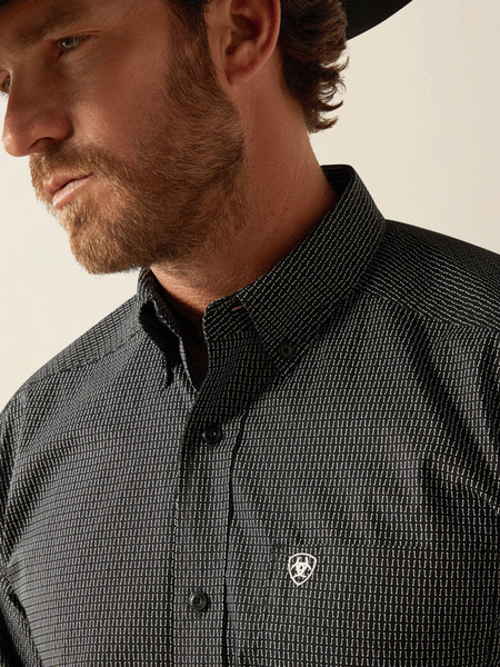 Ariat 10054065 Mens Jade Classic Fit Shirt Black front close up. If you need any assistance with this item or the purchase of this item please call us at five six one seven four eight eight eight zero one Monday through Saturday 10:00a.m EST to 8:00 p.m EST