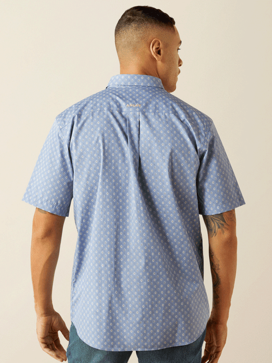 Ariat 10059003 Mens Wrinkle Free Dixon Classic Fit Short Sleeve Shirt Light Blue back view. If you need any assistance with this item or the purchase of this item please call us at five six one seven four eight eight eight zero one Monday through Saturday 10:00a.m EST to 8:00 p.m EST


