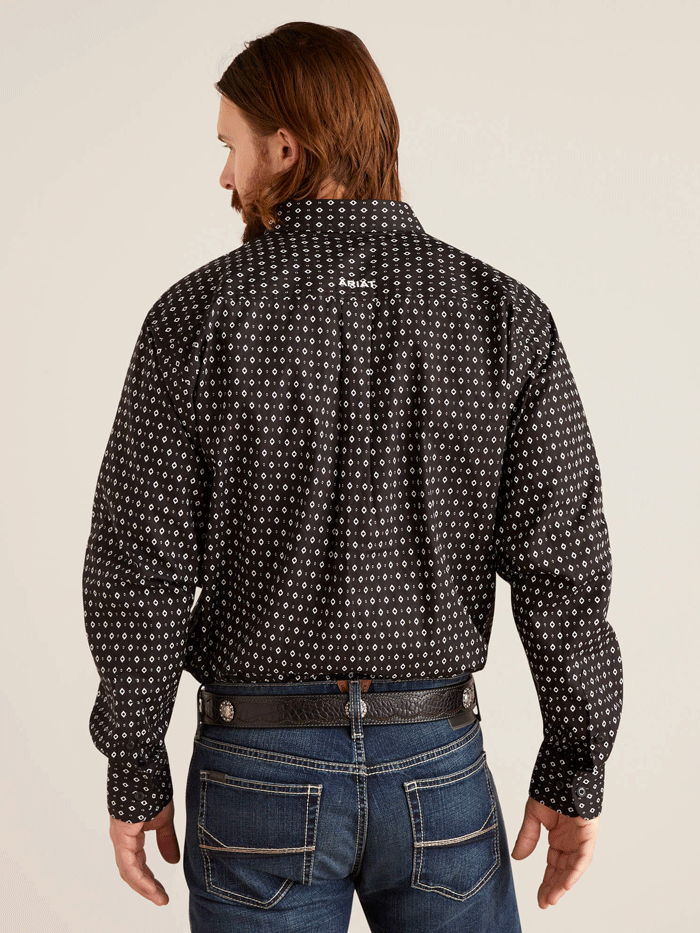 Ariat 10046306 Mens Slade Classic Fit Shirt Black front view. If you need any assistance with this item or the purchase of this item please call us at five six one seven four eight eight eight zero one Monday through Saturday 10:00a.m EST to 8:00 p.m EST