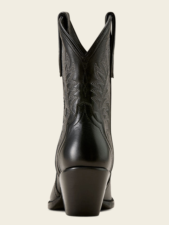 Ariat 10074388 Womens Julietta J Toe Western Boot Obsidian front and side view. If you need any assistance with this item or the purchase of this item please call us at five six one seven four eight eight eight zero one Monday through Saturday 10:00a.m EST to 8:00 p.m EST