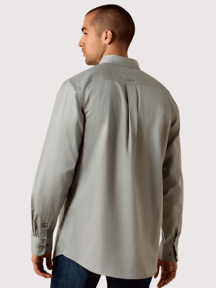 Ariat 10071690 Mens Team Logo Lightweight Twill Fitted Shirt Grey front and side view. If you need any assistance with this item or the purchase of this item please call us at five six one seven four eight eight eight zero one Monday through Saturday 10:00a.m EST to 8:00 p.m EST
