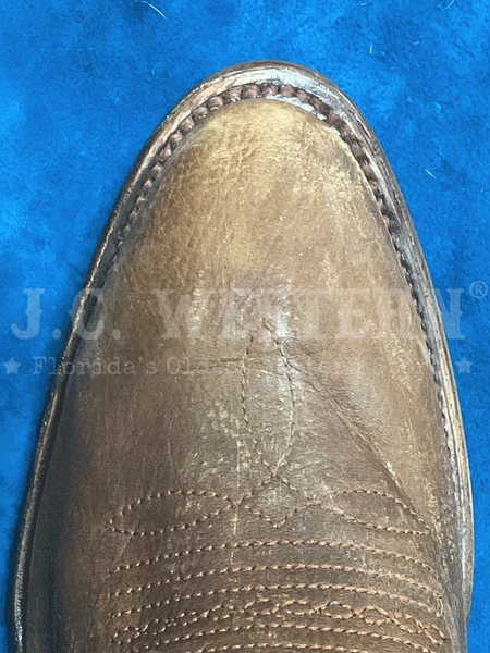 Circle G L5979 Mens Embroidery Round Toe Boot Oil Brown toe view. If you need any assistance with this item or the purchase of this item please call us at five six one seven four eight eight eight zero one Monday through Saturday 10:00a.m EST to 8:00 p.m EST