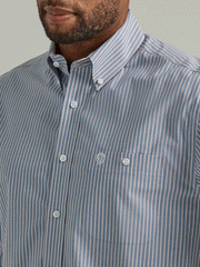 Wrangler 112331807 George Strait Collection Button Down Western Shirt Steel Blue Stripe front pocket and collar close up view. If you need any assistance with this item or the purchase of this item please call us at five six one seven four eight eight eight zero one Monday through Saturday 10:00a.m EST to 8:00 p.m EST