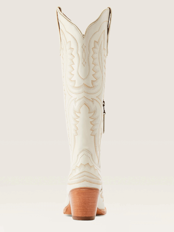 Ariat 10043268 Womens Casanova Western Boot Blanco front and side view. If you need any assistance with this item or the purchase of this item please call us at five six one seven four eight eight eight zero one Monday through Saturday 10:00a.m EST to 8:00 p.m EST