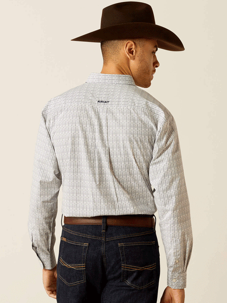 Ariat 10052359 Mens Reign Classic Fit Shirt White back view. If you need any assistance with this item or the purchase of this item please call us at five six one seven four eight eight eight zero one Monday through Saturday 10:00a.m EST to 8:00 p.m EST