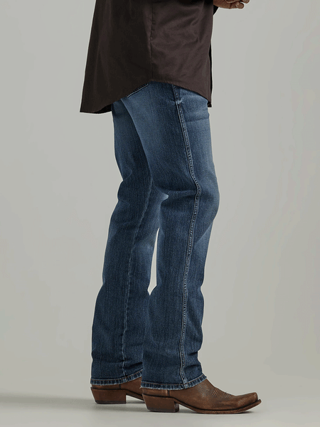 Wrangler 112338536 Mens Retro Slim Fit Straight Leg Jean Gaffrey - D ...